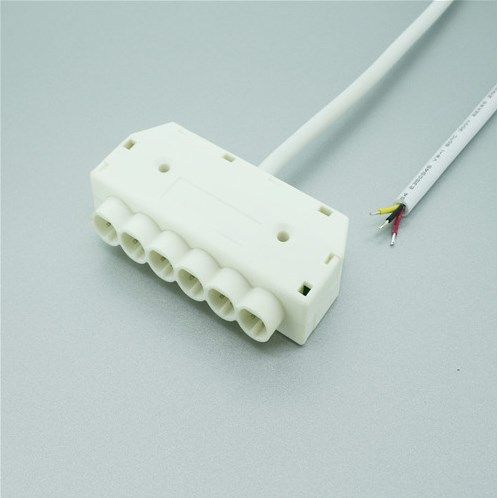 Connecteur RGB 6 Voies couleur blanche 24V/6A